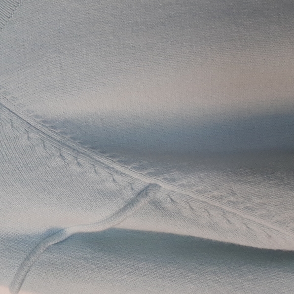 Very pretty sky blue cotton sweater by French Connection. Size M. - Picture 2 of 5